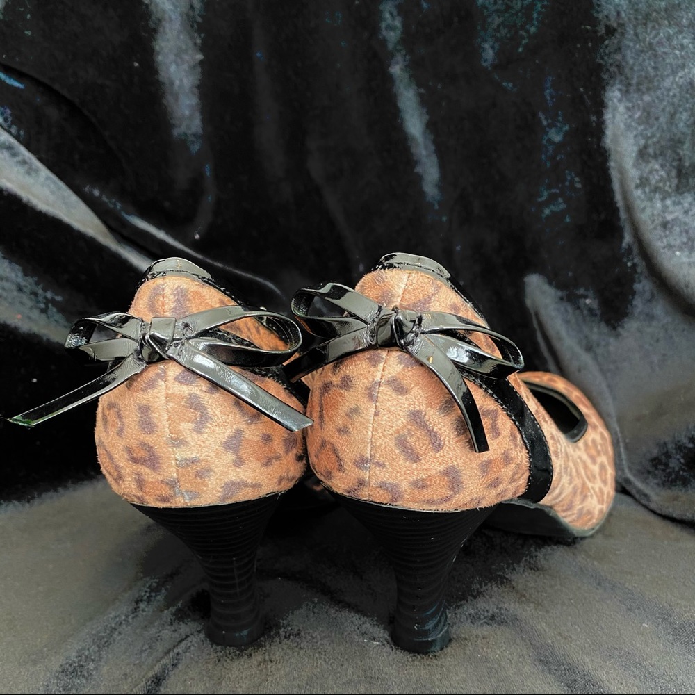 Leopard Print Kitten Heels with Bow Detail